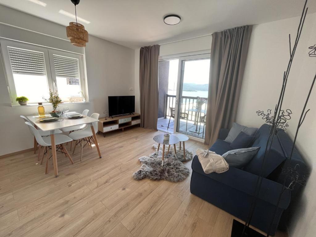 Ora Apartment Komarna