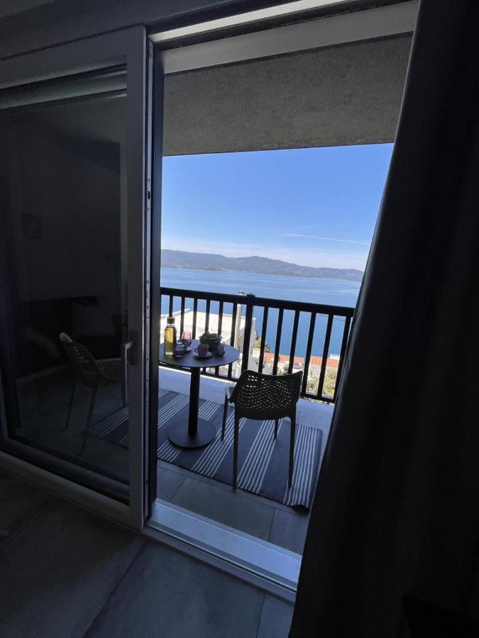 Ora Apartment *